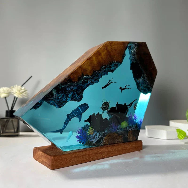 光の輪のある海底 レジンテーブルランプ