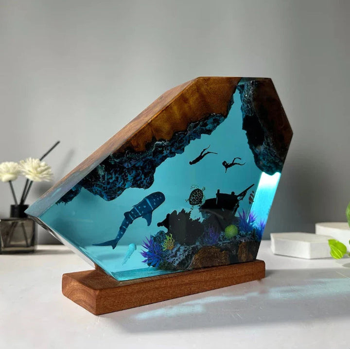光の輪のある海底 レジンテーブルランプ