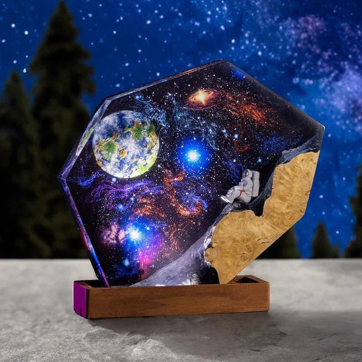 月を望む宇宙 レジンテーブルランプ