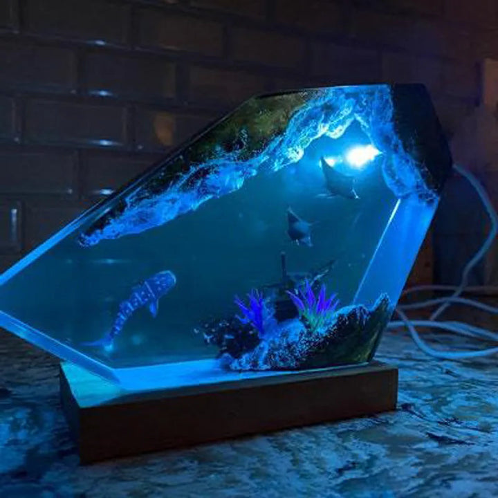 沈没船の世界 レジンテーブルライト